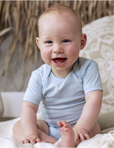 LIN-12002-1120-Organic Baby Bodysuit Short Sleeve Rebel 01
